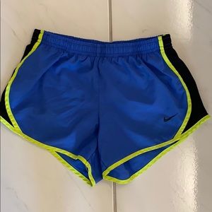 Big girls nike shorts